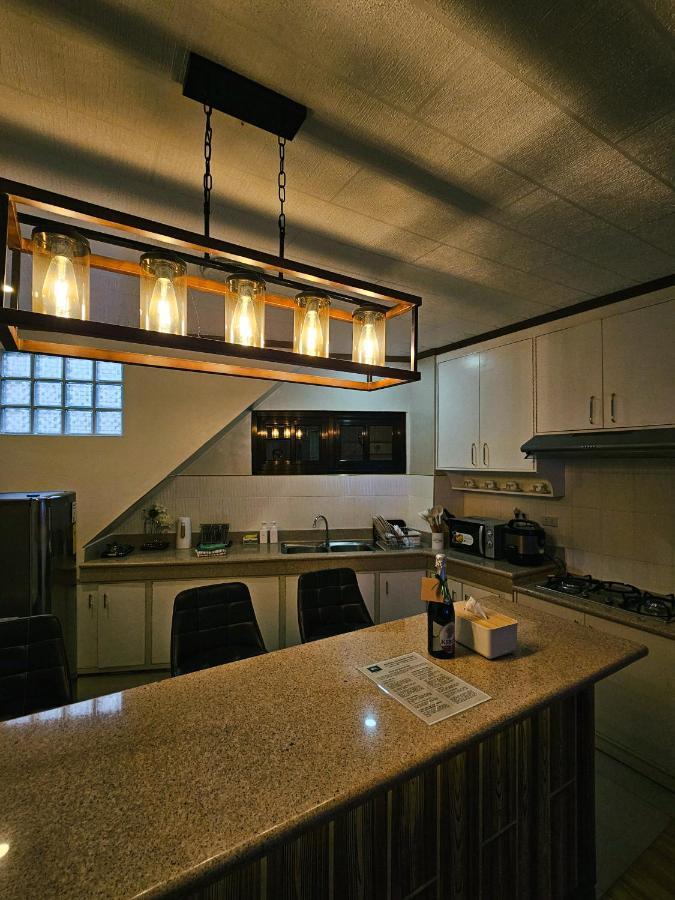 Вилла Mirador Modern House - Walking Distance To Lourdes Grotto Багио Экстерьер фото